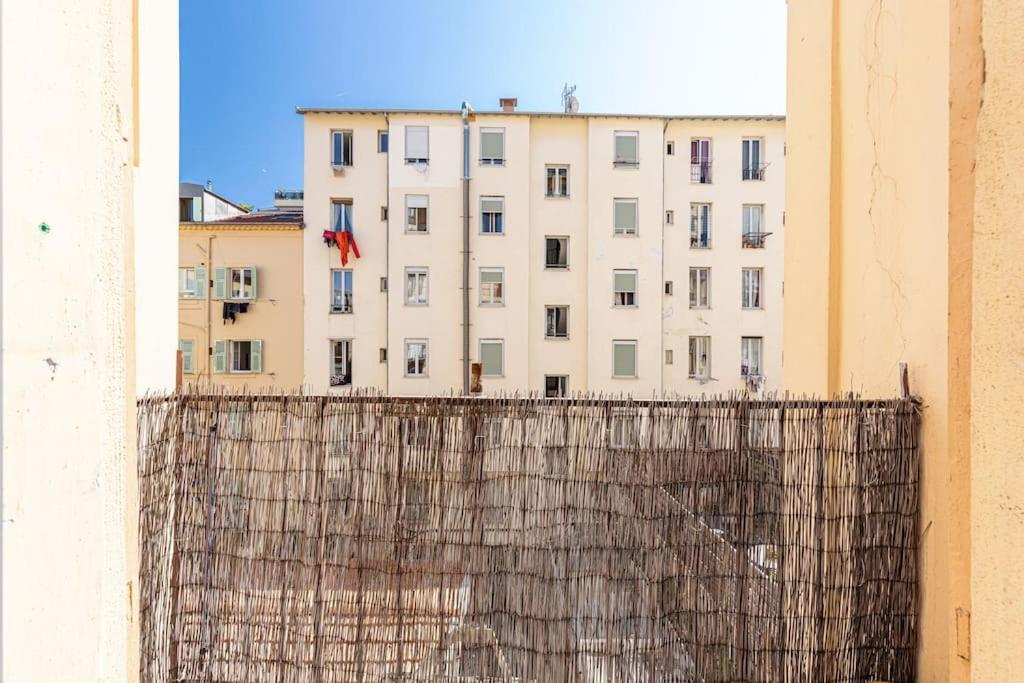 Risso - Comfortable 3 Bedrooms With Balcony Niza Exterior foto